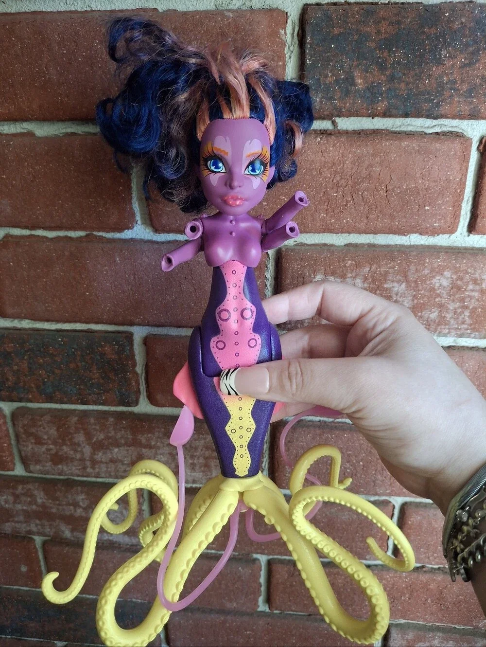 Kala Mer'ri, from the Monster High Great Scarrier Reef